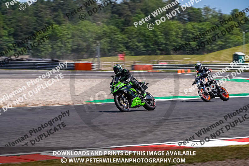 donington no limits trackday;donington park photographs;donington trackday photographs;no limits trackdays;peter wileman photography;trackday digital images;trackday photos